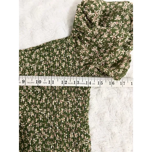 Petal + Pup Claire Green Floral Smocked Off The Shoulder Fitted Midi Dress 8 - Image 8
