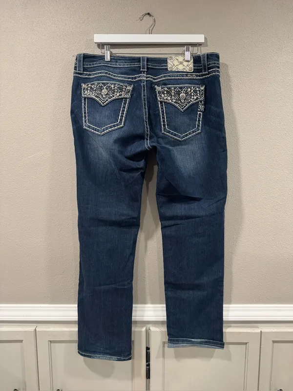 Miss Me Easy Ankle Skinny Mid Rise 34x29 - Image 3