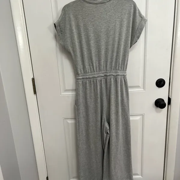 Kittenish gray jumpsuit sweats comfy wrap front drawstring‎ wide leg small - Image 5