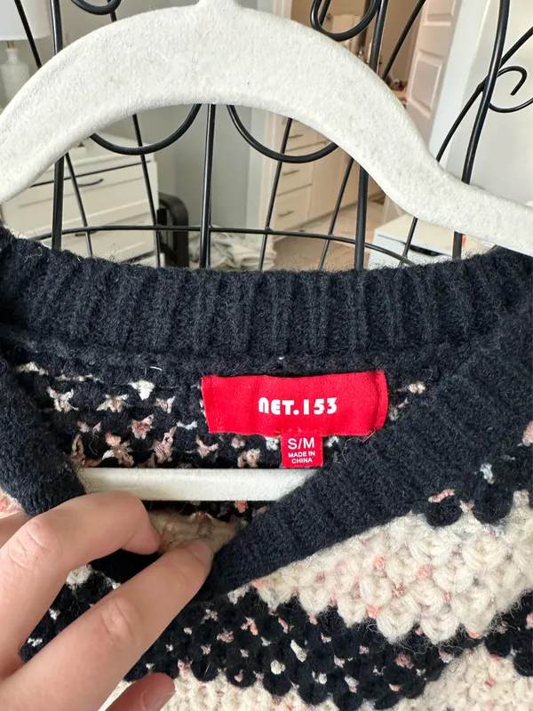Boutique Sweater - Image 4
