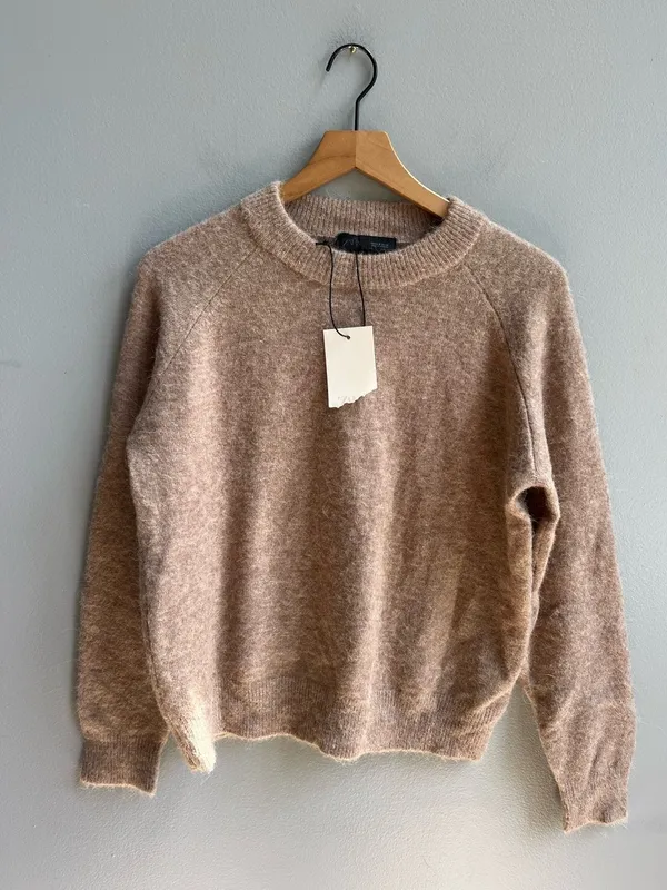 Zara Women's NWT Alpaca and Wool Blend Brown Crew Neck Sweater Size Medium - Image 2