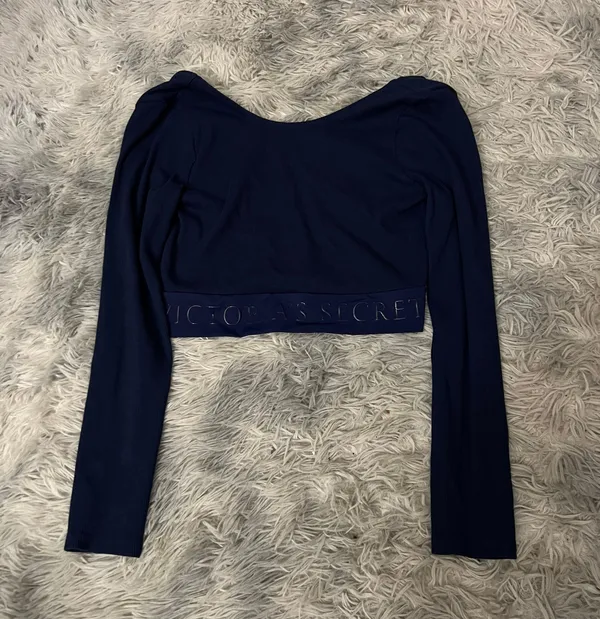 Victoria Secret Long Sleeve - Image 4