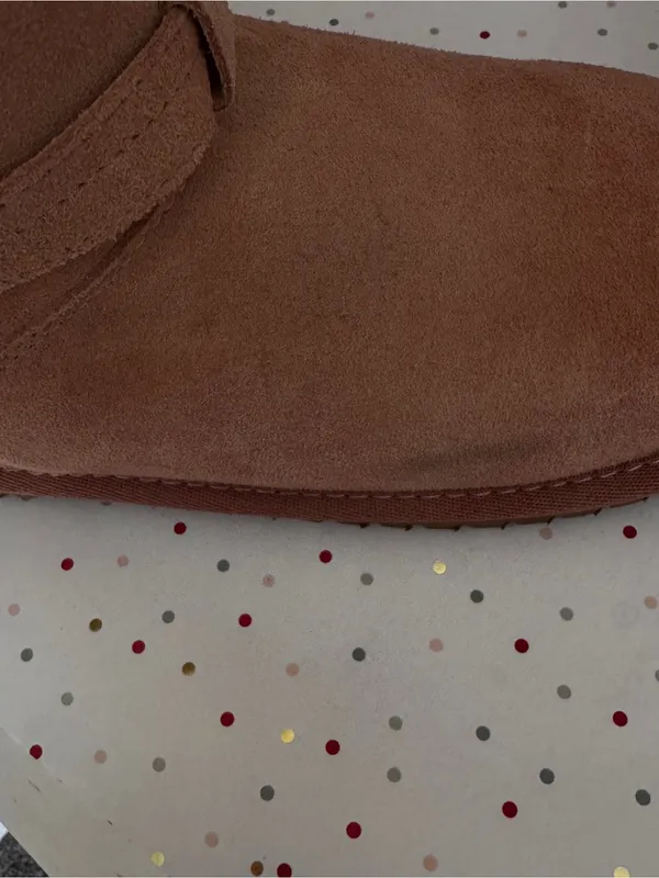Koolaburra Suede Ankle Boot with Buckle in Rose Pink Size 7.5 - Image 7