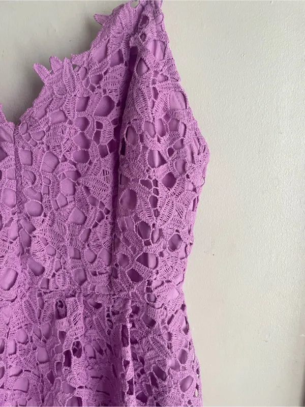 ASTR The Label Sleeveless Lace Fit & Flare Midi Dress Light Orchid - Image 6