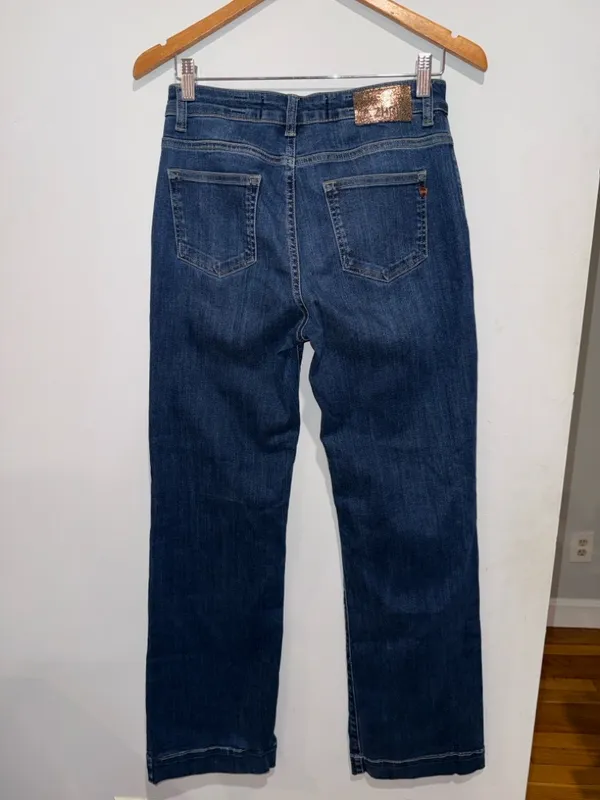 Women's Straight Leg Jeans in Dark Blue - Image 10