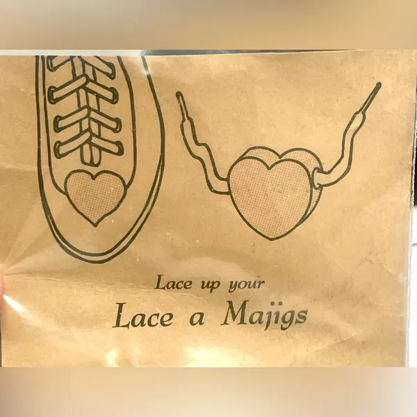 Handmade Vintage UNIVERSITY OF MIAMI HURRICANES Wood Lace-A-Majigs for Shoe Laces - New - Image 4