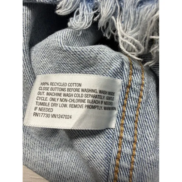 wild fable Light Blue Cropped Denim Jacket - Image 9