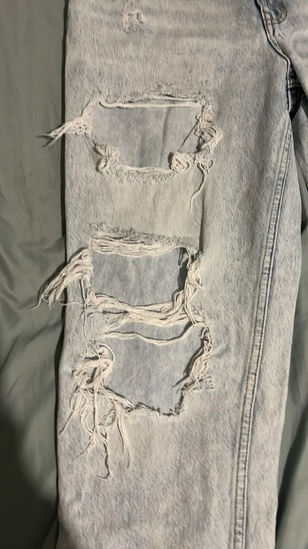 Aeropostale Ripped “Mom” Jeans - Image 5