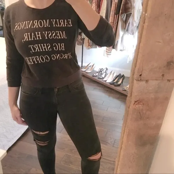 Small cute cozy morning graphic sweatshirt - Image 2