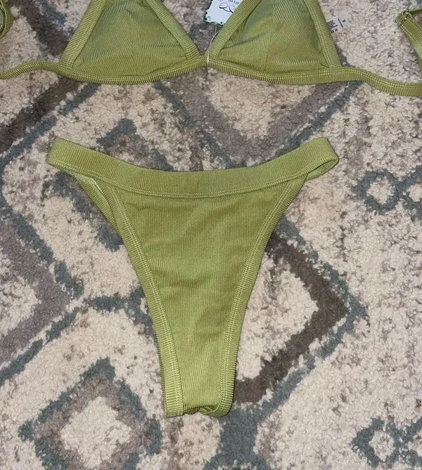 Green Cheeky Bikini Sz.S - Image 2