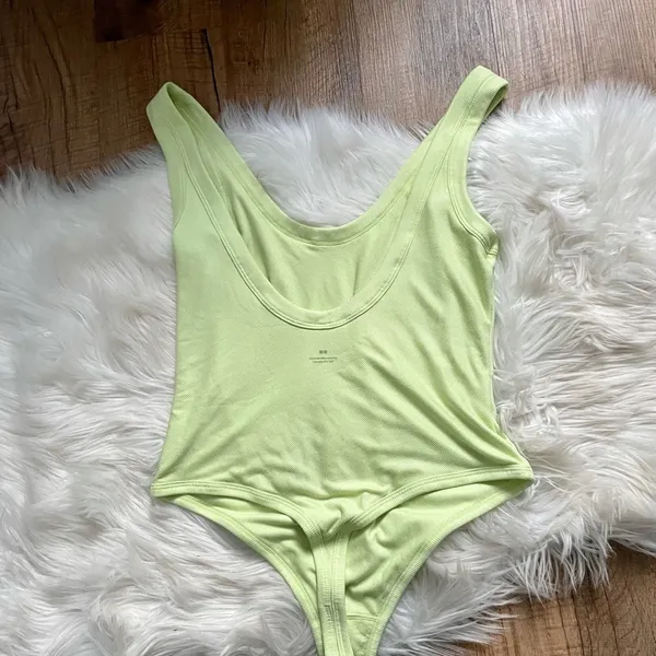 Uniqlo Alexander Wang Green Bodysuit - Image 4