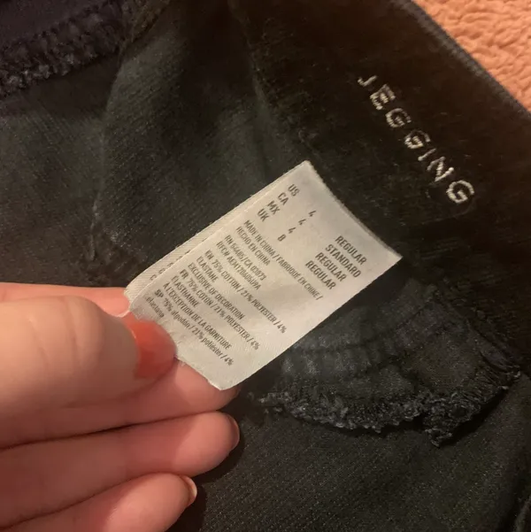 American Eagle Black Corduroy Jegging - Image 4