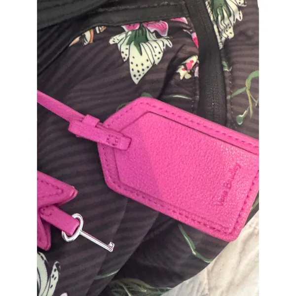 Vera Bradley Airy Floral Midtown Travel Bag has a luggage tag‎ accessory - Image 6
