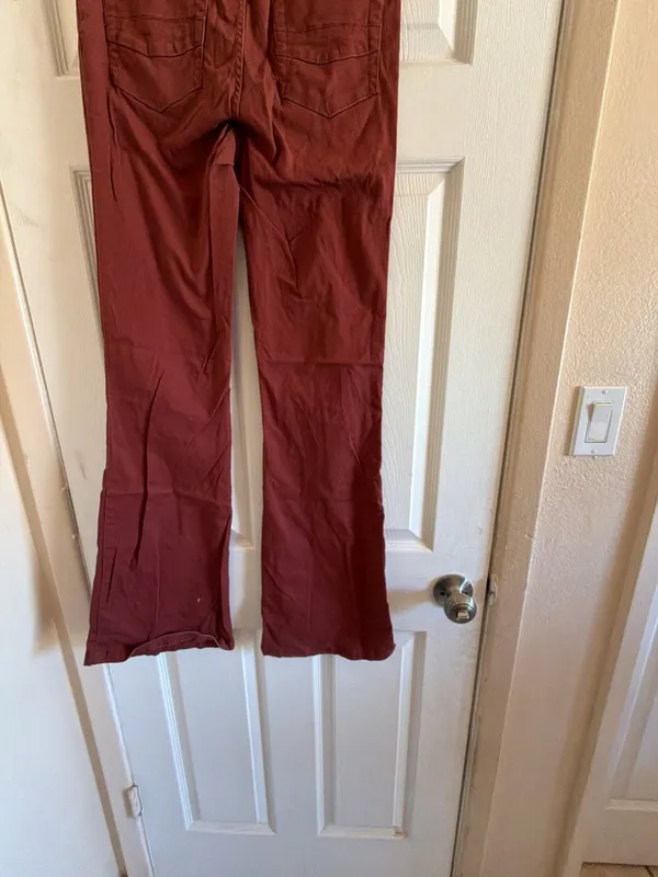 Le Chateau Red Flare Pants - Image 9