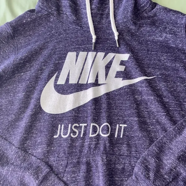 Nike lightweight purple sweatshirt - Image 2