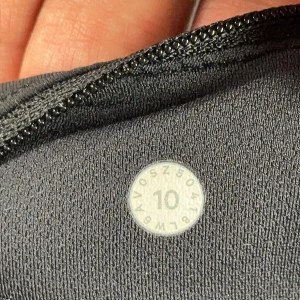 Lululemon Leggings Womens 10 Black Capri Drawstring Side Pocket Running Yoga Gym - Image 9