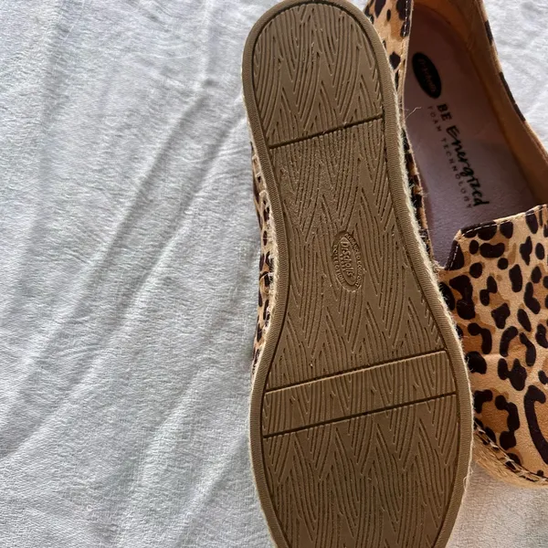 Dr. Scholl's Tan and Brown Leopard Flats - Image 4