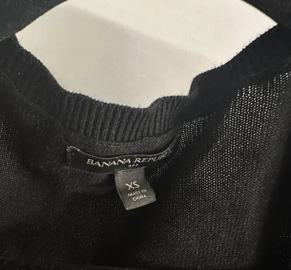 Banana Republic Cardigan - Image 2