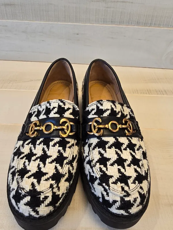 {5.5} Sam Edelman Circus Deana Black White Houndstooth Lug Sole Loafers - Image 5