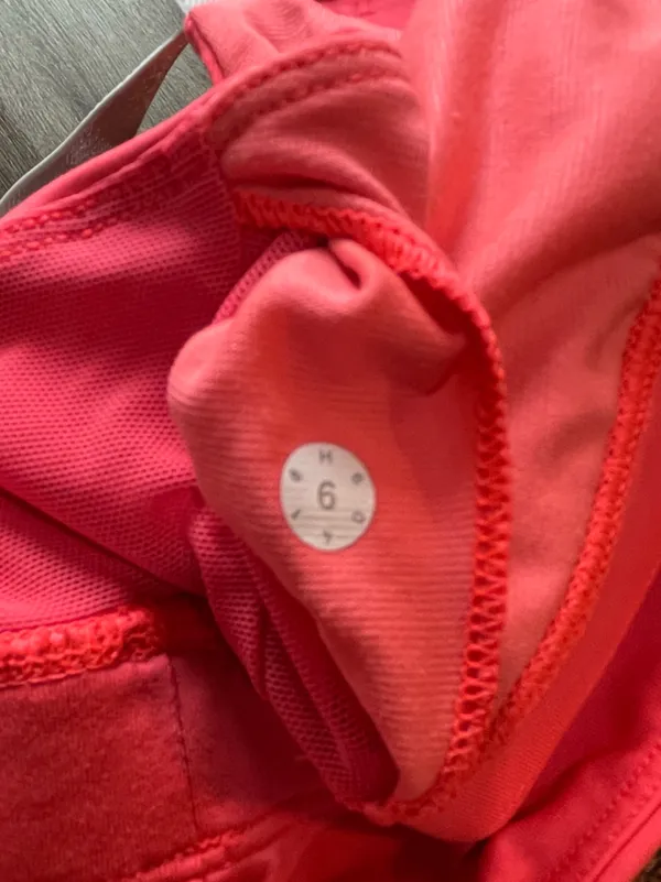 lululemon athletica Lululemon Adjust Me Bra Sports Adjustable Straps Size 6 - Image 7