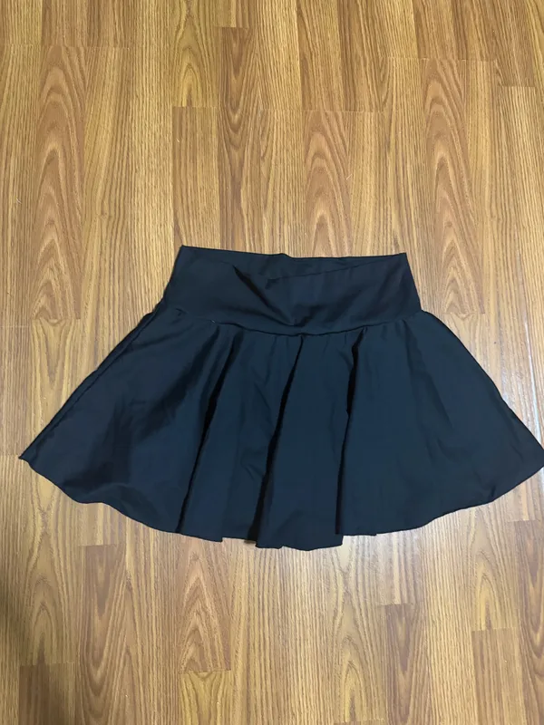 Halara Softlyzero™ Airy 2-in-1 Everyday Golf Tennis Athletic Skort Black Large. - Image 2