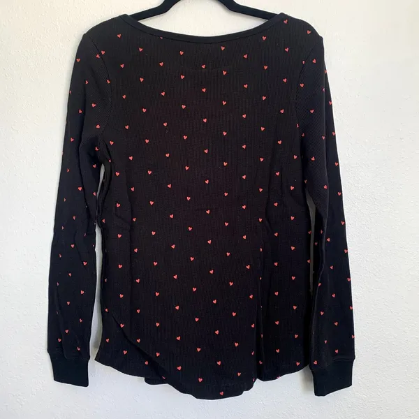 NWT‎ Revolve Plush Thermal Heart Pajama Scrunchie Set in Black Red - Image 4