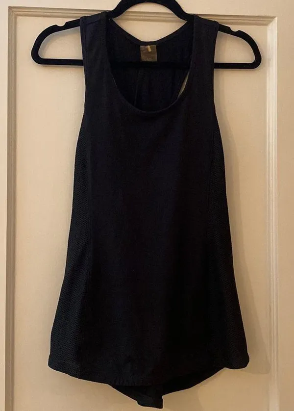Calia by Carrie Underwood Cross Back Keyhole Tank Black Size small - Image 2