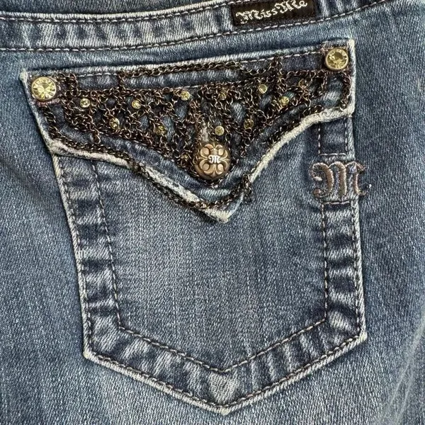 Miss Me Chain Pocket Low Rise Bootcut Western Rhinestone Jeans Size‎ 28 - Image 9
