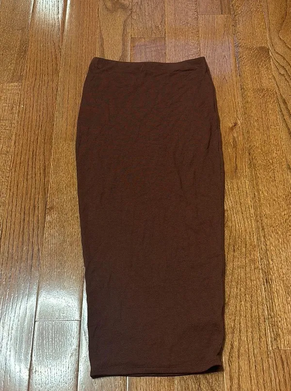 Naked Wardrobe Bae-sic brown midi pencil skirt - XS - Image 2