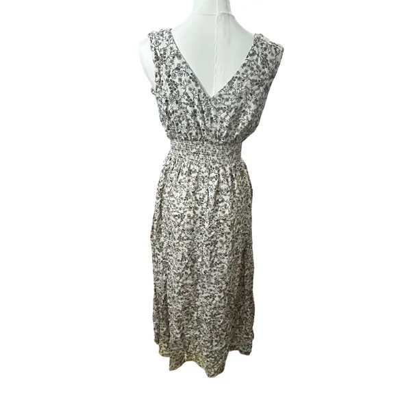 Old Navy brown floral maxi dress flattering Small Flowy - Image 3