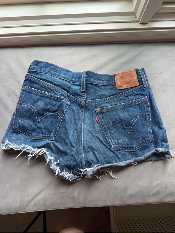 Levi’s 501 shorts - Image 2