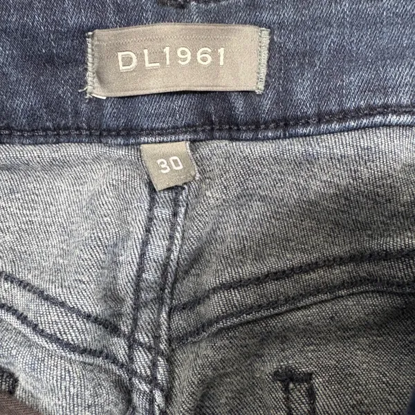 DL1961 Emma Low Rise Skinny Jeans Nicholson Dark Wash Stretch‎ Denim Size 30 - Image 6
