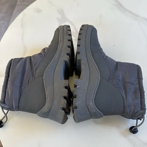 Lucky Brand Charcoal Winter Boots - Image 4