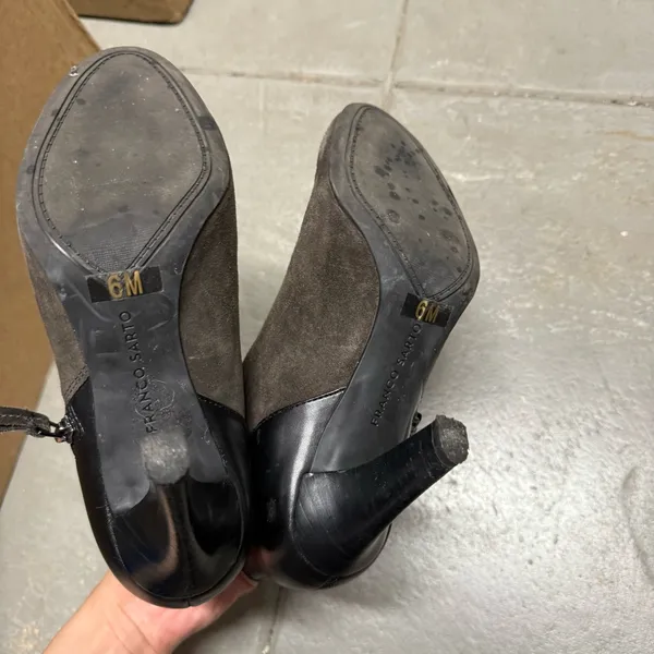 Franco Sarto Black & Charcoal Almond Toe Suede Leather Heeled Ankle Boots 6 GUC - Image 6