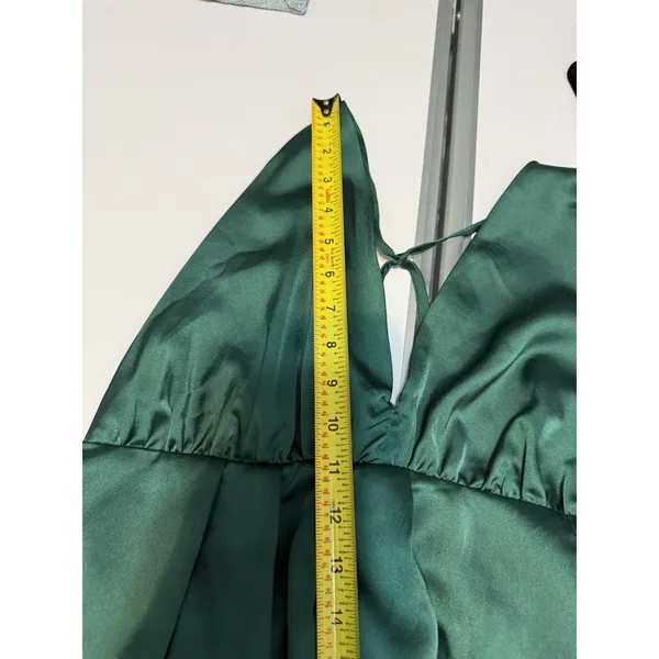 Dress to Success Halter Top Lounging Dress Maxi Women's M Green Satin Open Skirt - Image 7