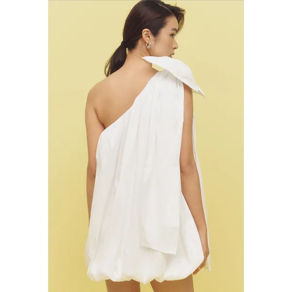Bardot Razia White One Shoulder Bow Bubble Mini Dress‎ NWT 6 - Image 2