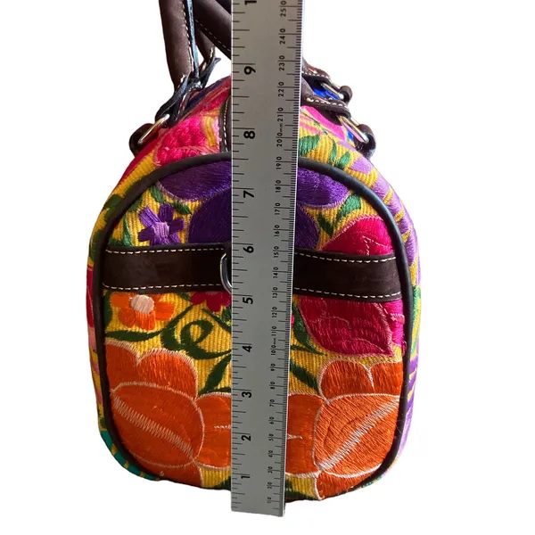 Mexican Embroidered Floral Handbag - Image 11