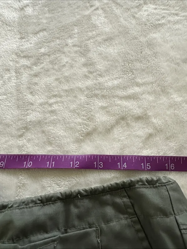 Levi's Olive Green Surf Camp Hybrid Shorts - Image 6