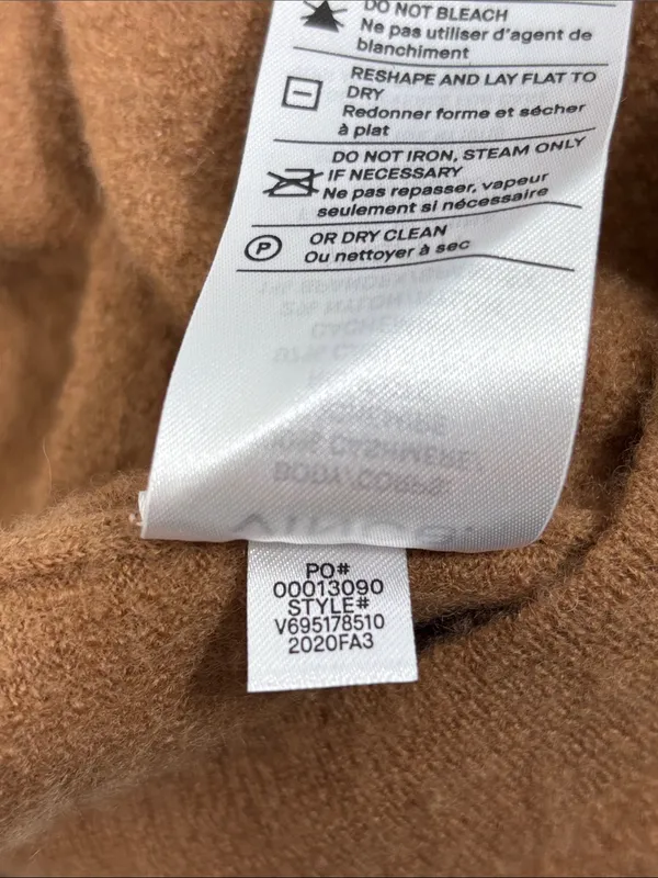 VINCE Lightweight Boiled 100% Cashmere Classic Turtleneck Size XS - Image 14