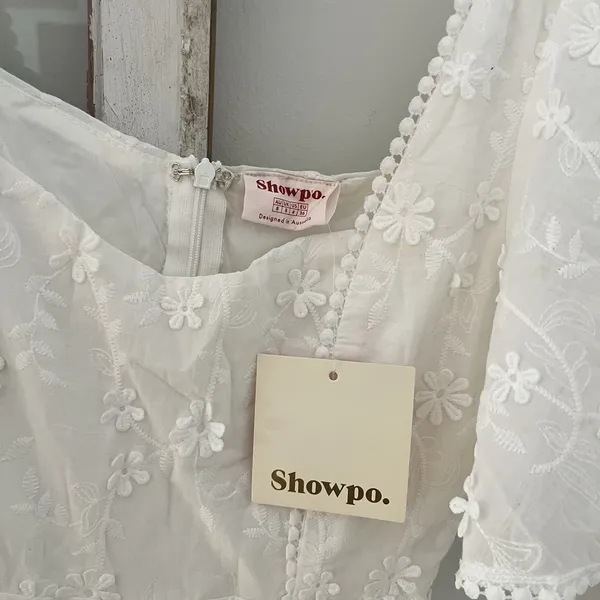 NWT Showpo White Embroidered Mini Dress Size 4 Fancy a Spritz‎ with Square Neck - Image 8