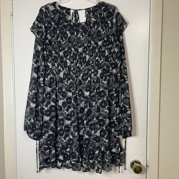 NEW! Free People These Dreams Black White Long Sleeve Ruffle Shift dress large - Image 2
