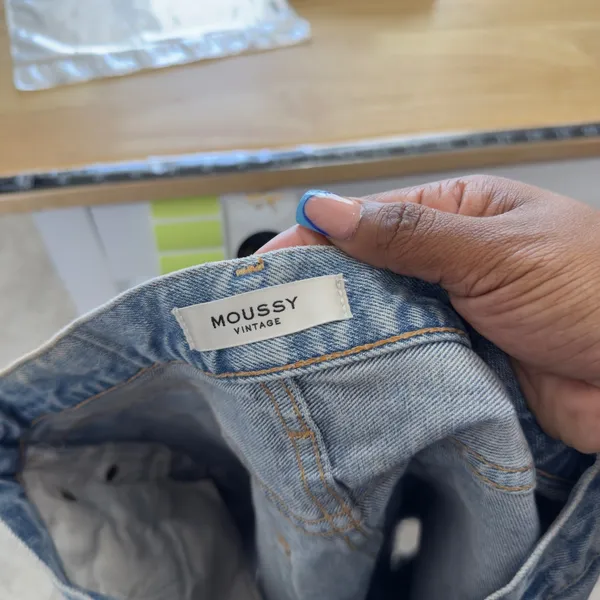 Moussy Vintage Women Cotton Denim‎ Shorts Light Blue Distressed Raw Hem Western - Image 6