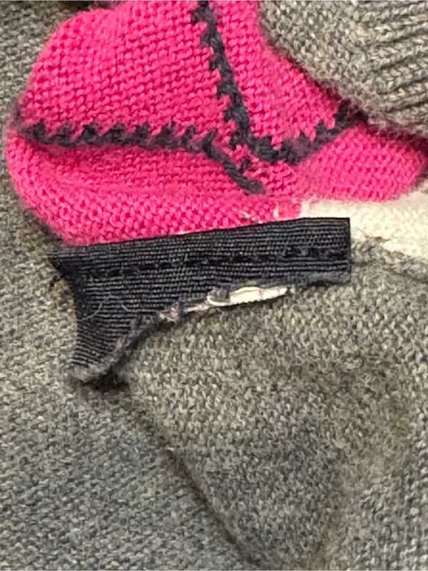 Tommy Hilfiger Gray, Pink & White Argyle V-Neck Cardigan size S 100% Pima Cotton - Image 6