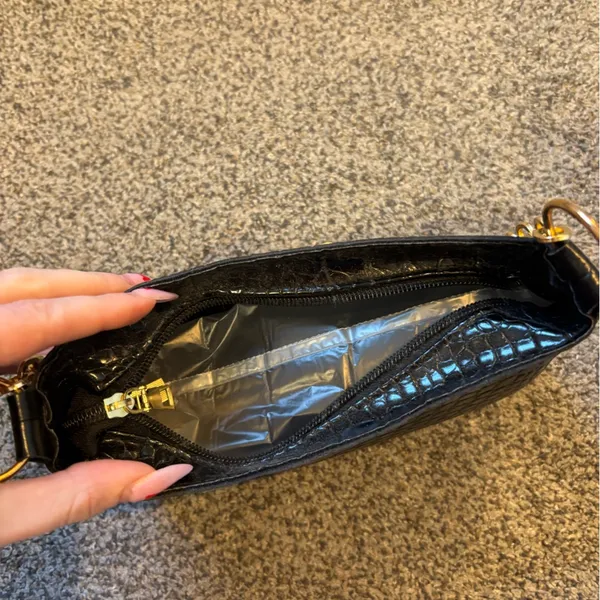 SheIn Black Embossed Purse - Image 4
