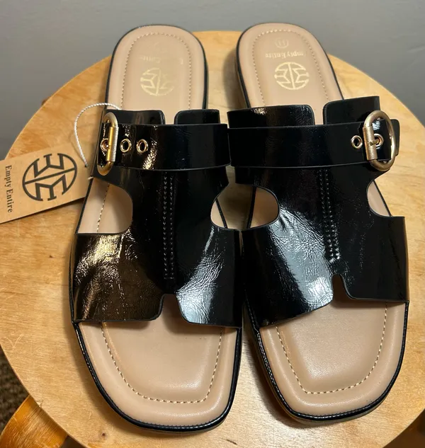 Women's summer sandals Size 10. $25. - Image 4