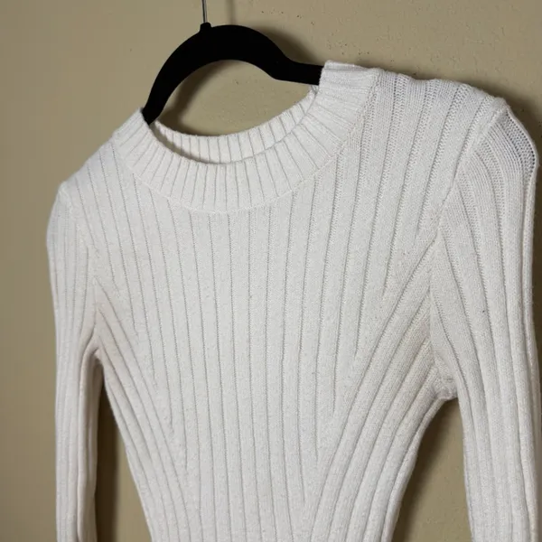 HOLLISTER Cream Sweater Dress Skater Fit and Flare Size Small - Image 4