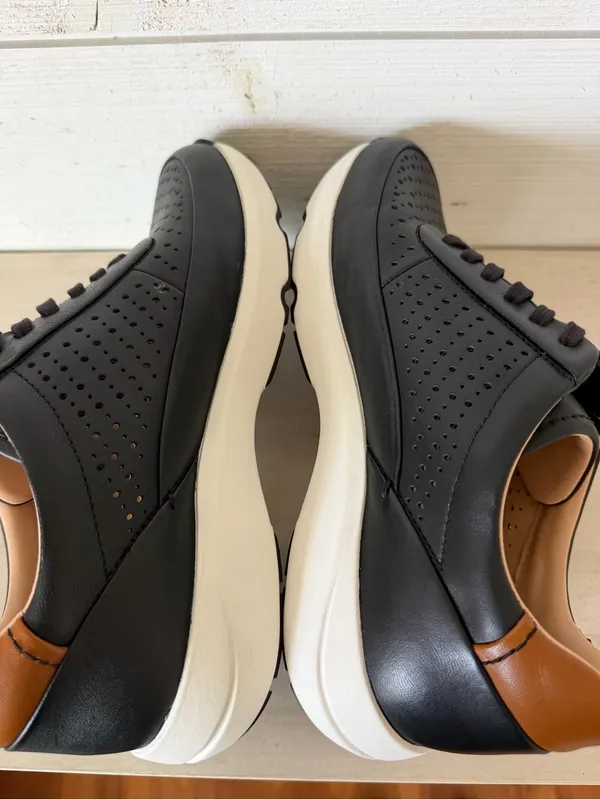 Clarks Tivoli Grace Tie Sneakers Women’s Size 10 Black Leather Comfort Contour - Image 10