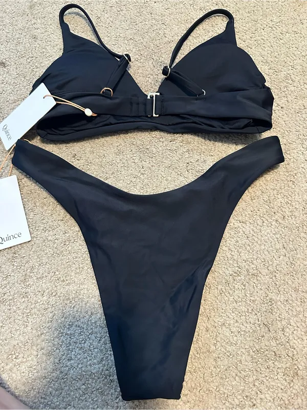 NWT Quince V Neck High Leg Ring bikini set black small - Image 4