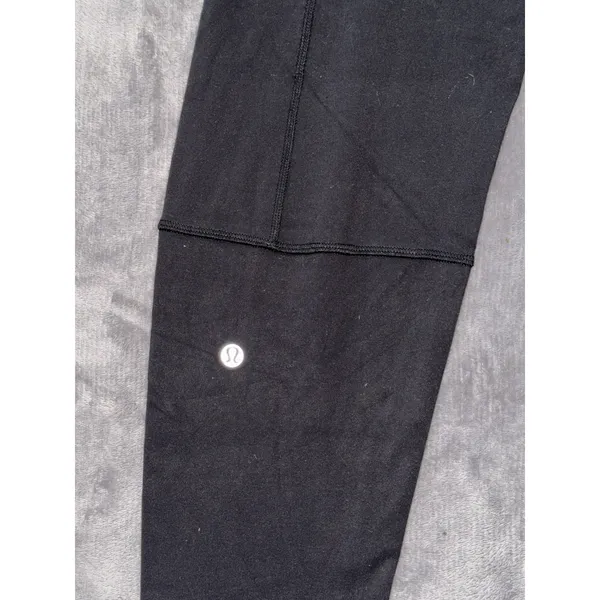 Lululemon Women's Black Cargo Leggings High Rise Zip Pockets Sz 8 - Image 3