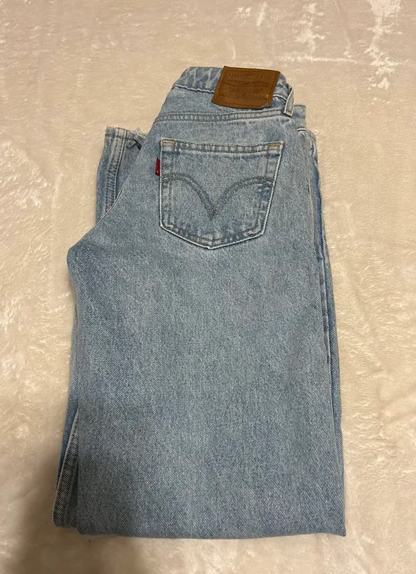 Levi’s Low Loose Jeans - Image 6